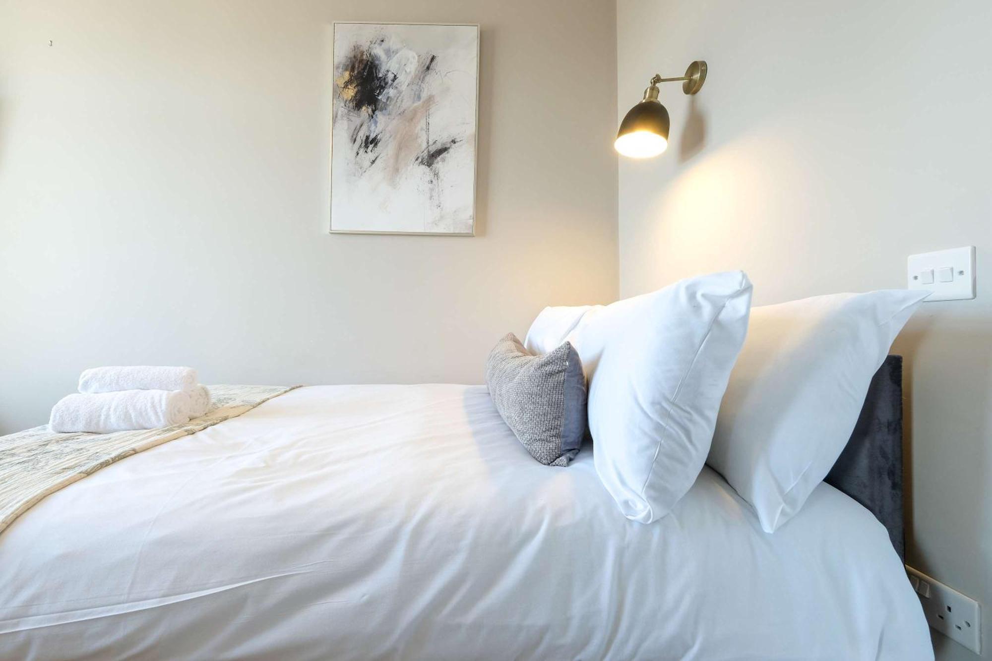 The Willow 3 *